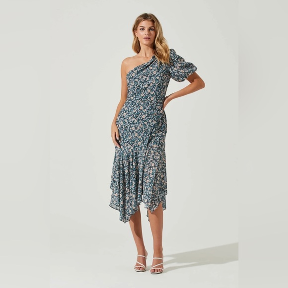 ASTR The Label ~ SANTORINI FLORAL ONE SHOULDER MIDI DRESS - Picture 4 of 8